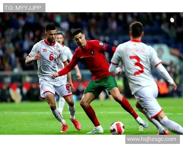 足球场上最具争议的球星与他们背后的争议事件分析